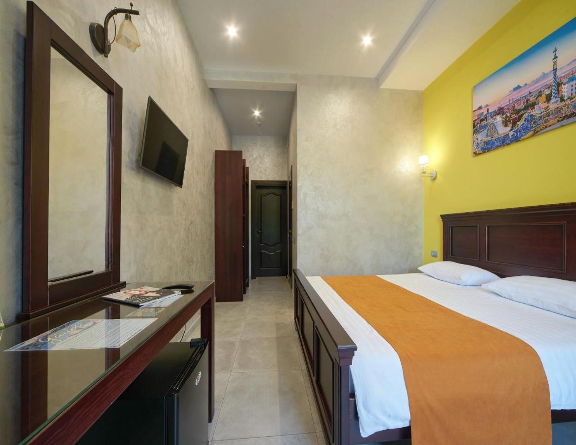 Gaudi Stylish Hotel Odessa Luaran gambar